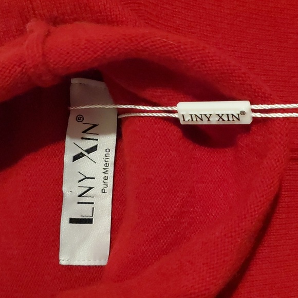 New Liny Xin women's L red soft superfine merino wool turtleneck sweater - Picture 2 of 9